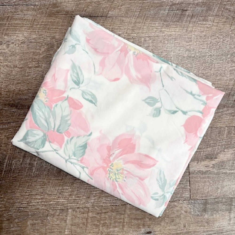 Vintage Queen Flat‎ Sheet JP Stevens Pink Floral